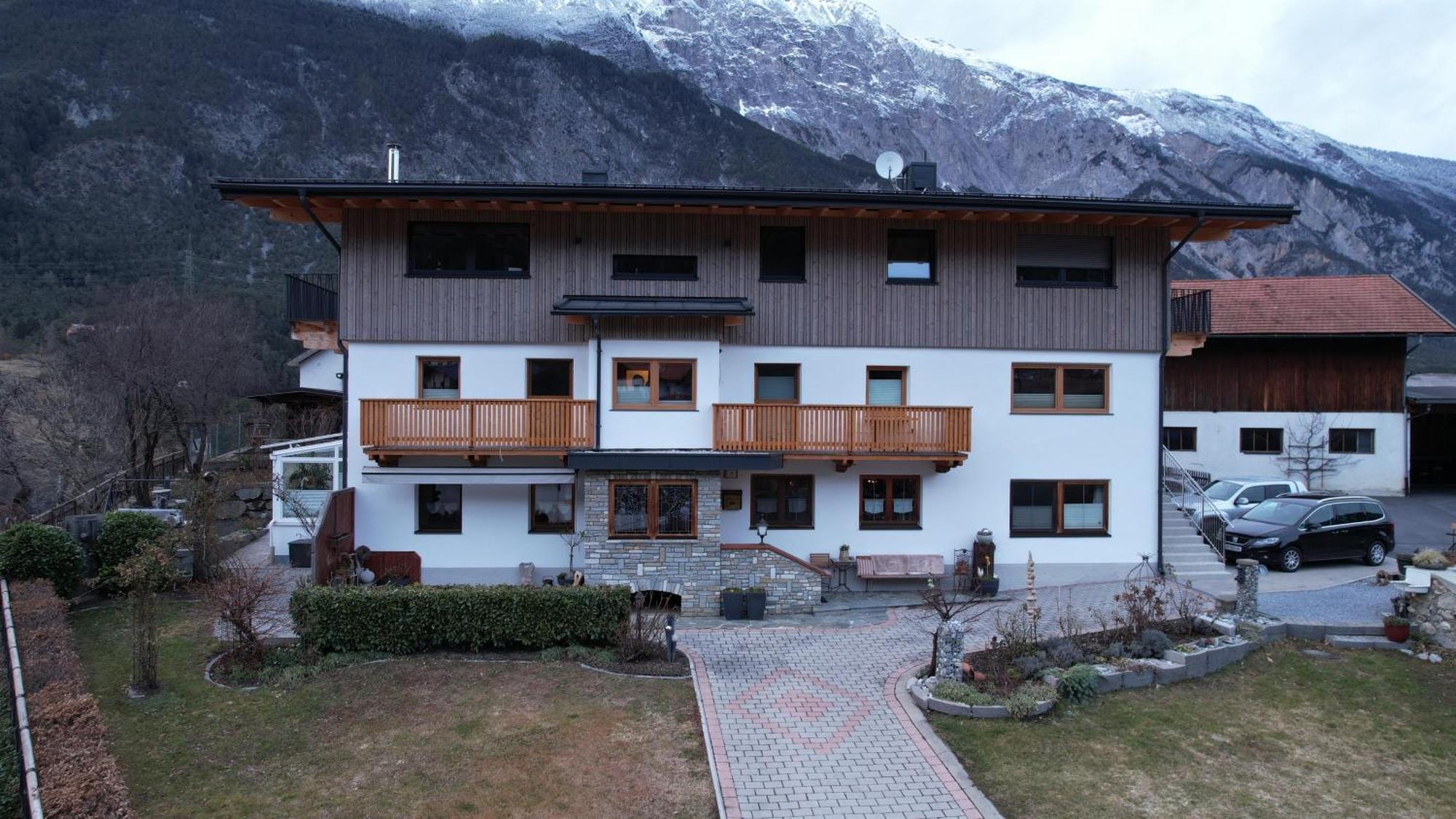 Gaestehaus Koell Roppen Εξωτερικό φωτογραφία