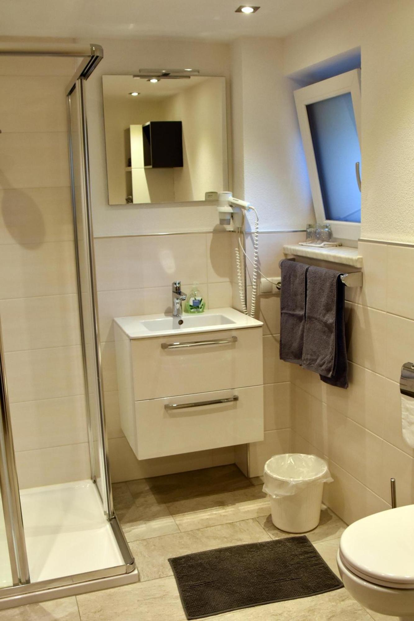 Gaestehaus Koell Roppen Εξωτερικό φωτογραφία
